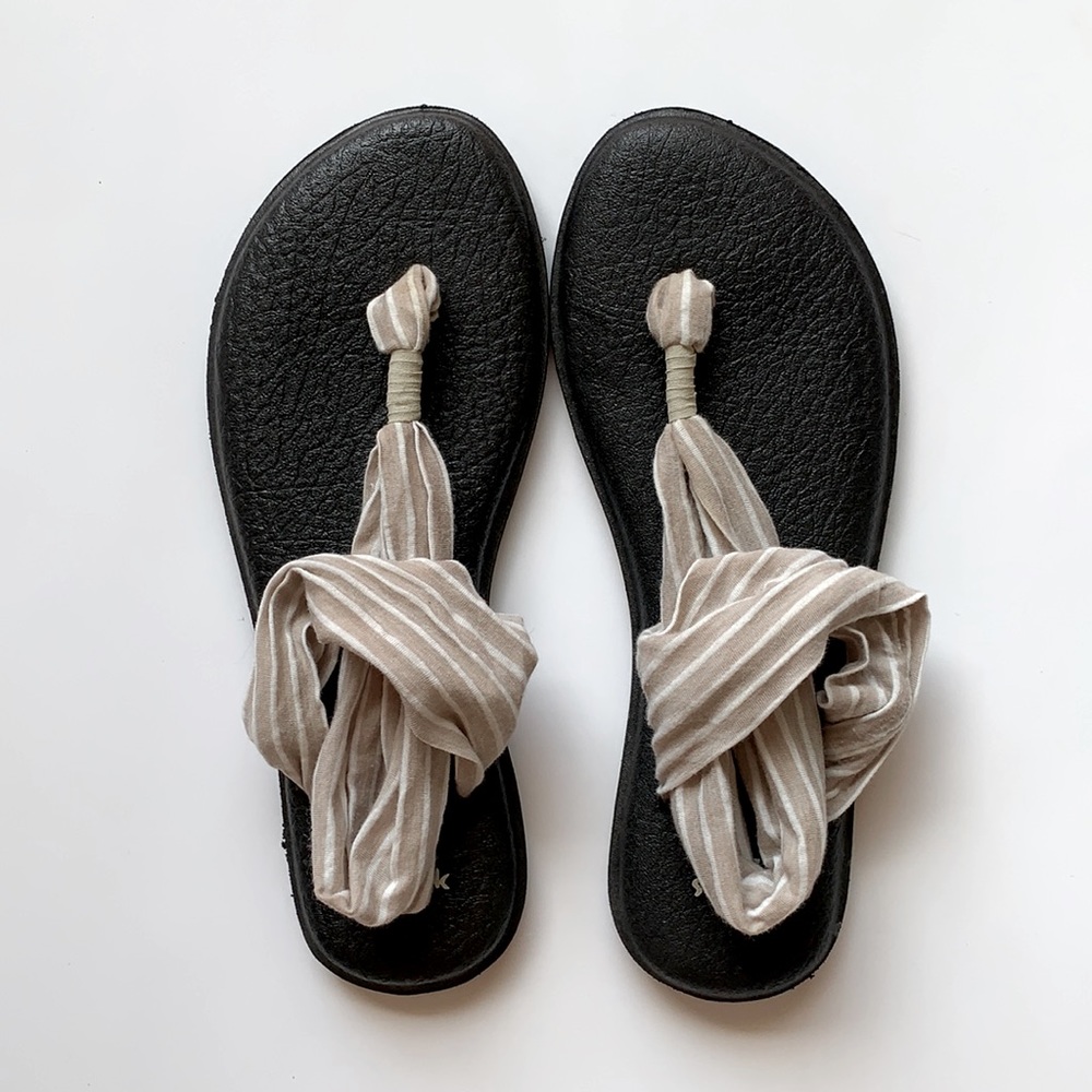 Sanuk yoga sling flat sandal